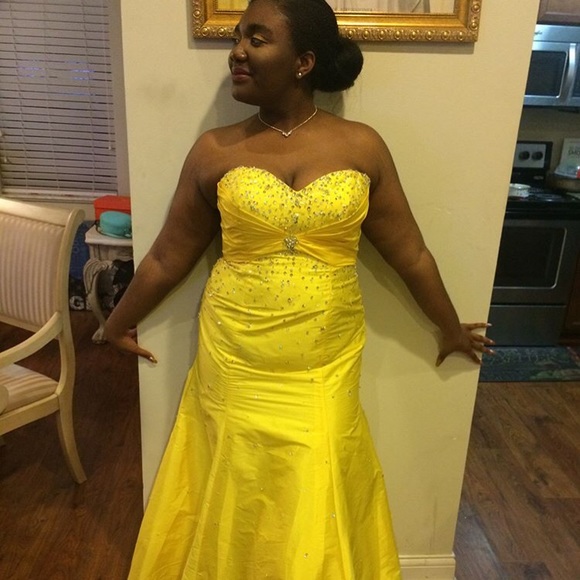 Yellow Prom Dress - Picture 1 of 3